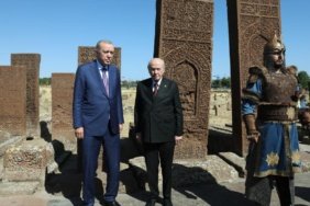 Cumhurbaskani-Erdogan-Selcuklu-Meydan-Mezarligi039ni-ziyaret-etti-featured