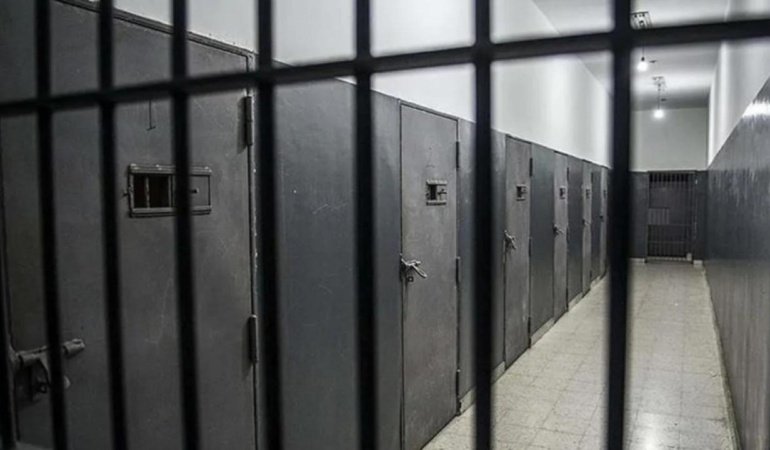 Dört farklı cezaevinden kaçan firar sihirbazı İspanya'da yakalandı