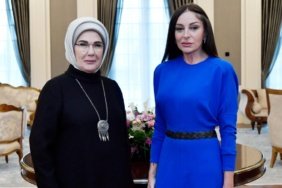 Emine-Erdogan-Mihriban-Aliyeva039nin-dogum-gununu-kutladi-featured