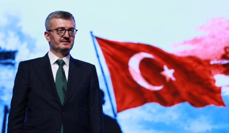 İletişim Başkanı Duran: Eşsiz zafer, milletimizin geleceğini tayin etme iradesinin ilanıdır