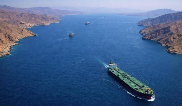 Uluslararası Denizcilik Örgütü: Basra Körfezi'nde yaklaşık 400 gemi hala mahsur