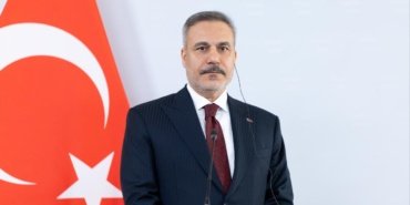 Bakan-Fidan-BAE039ye-gidiyor-featured