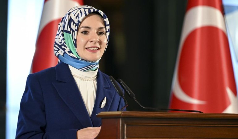 Bakan Göktaş: Suriye'de Türkiye'nin koruyucu aile modeli uygulanmaya başlandı