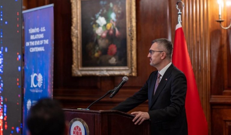 Burhanettin Duran: Uluslararası sistem yeni bir dönüşüm sürecinden geçiyor