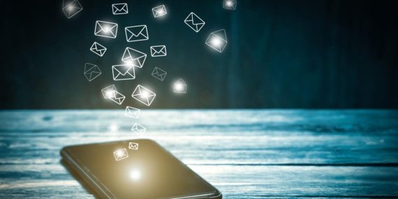 Cogu-AB-kurumunun-ABD-merkezli-mail-servislerini-kullandigi-ortaya-cikti-featured