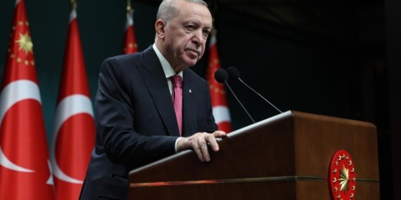 Cumhurbaskani-Erdogan-Yagli-Gures-Cumhurbaskanligi-Kupasi039na-katilan-pehlivanlari-tebrik-etti-featured