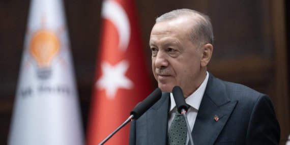 Cumhurbaskani-Erdogan-milli-boksor-Busenaz-Surmeneli039yi-tebrik-etti-featured