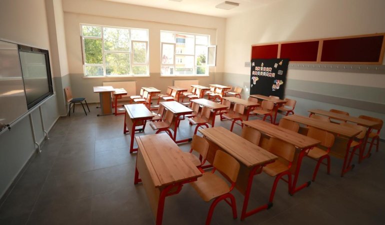 Depremden etkilenen Malatya'da derslik sayısı 7 bin 88'e ulaştı