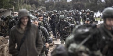 Eski-Israil-Basbakani-Bennett-Israil-ordusu-cokus-riskiyle-karsi-karsiya-featured