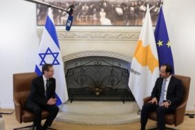 Filistin039i-destekleyen-Rumlardan-Israil039in-GKRY-ziyaretine-tepki-featured