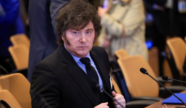 İngiltere ile Arjantin arasında 'Falkland Adaları' krizi