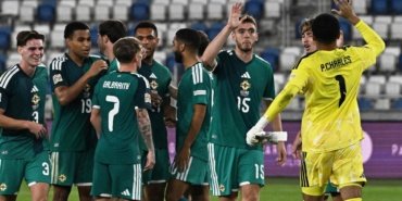Irlandali-futbolcular-Israil-macina-siyah-kol-bandiyla-cikmayi-planliyor-featured