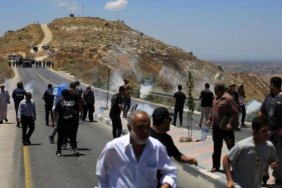 Katil-Israil-ordusu-sakinlerini-goce-zorladigi-Mugayyir039de-2-Filistinli-genci-daha-hayattan-kopardi-featured