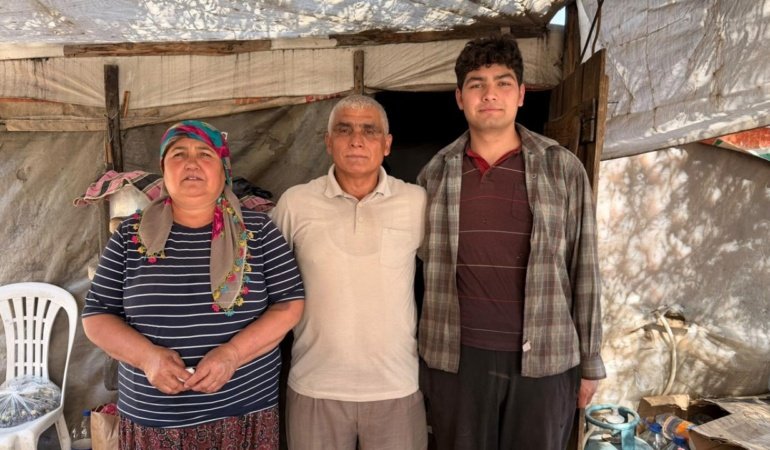 Naylon çadırda kurduğu hayalle Hacettepe Tıp Fakültesi'ni kazandı