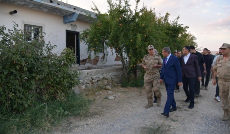 Şanlıurfa'daki depremin ardından hasar tespit çalışmaları sürüyor