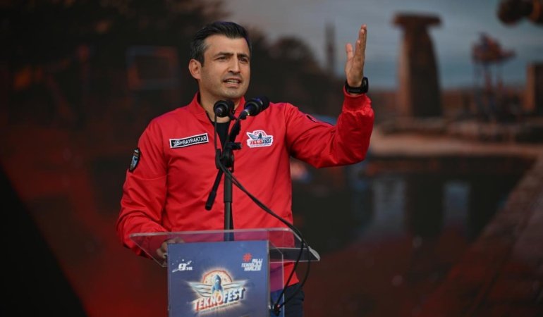 Selçuk Bayraktar: TEKNOFEST, 'biz yapamayız' diyen anlayışa başkaldırıdır