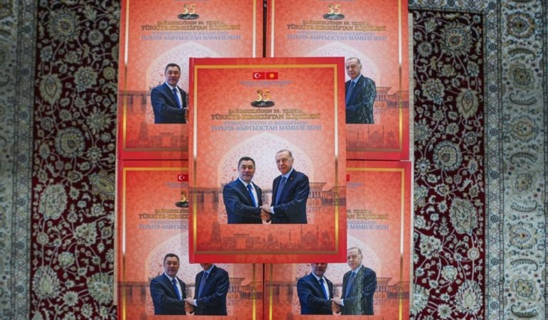 TürkiyeKırgızistan ilişkileri kitaplaştırıldı