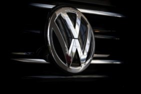 Volkswagen-direksiyon-sorunu-nedeniyle-ABD039de-208-binden-fazla-aracini-geri-cagiriyor-featured