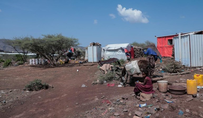 Yemen'de çatışmaların şiddetlenmesi nedeniyle 122 binden fazla kişi yerinden edildi