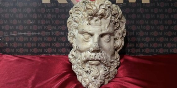 2-bin-yillik-Zeus-heykel-basi-ele-gecirildi-featured