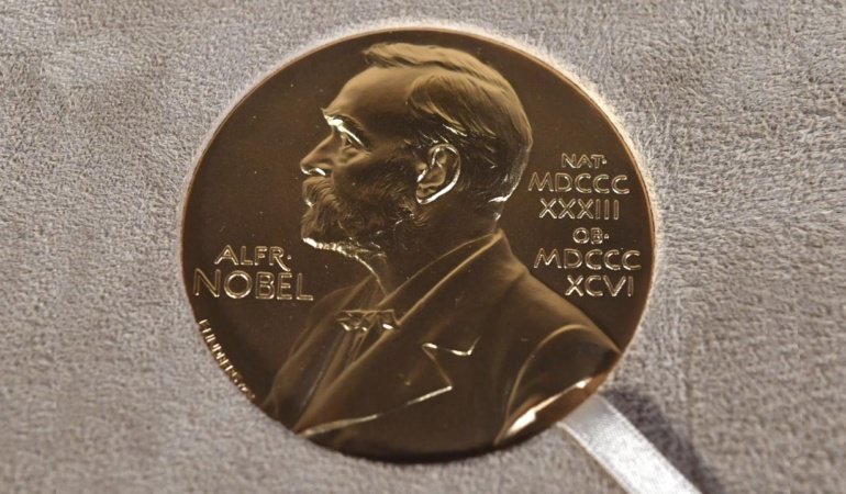 2026 Nobel Barış Ödülü, uluslararası hukuka yönelik çalışmalarından dolayı Navi Pillay'a verildi