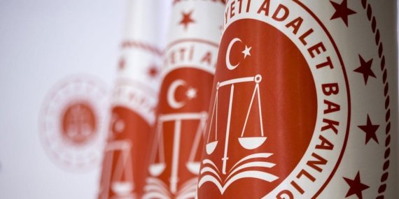 Adalet-Bakanligi-fon-sorusturmasina-iliskin-bilgilerin-sizdirildigi-iddiasini-yalanladi-featured