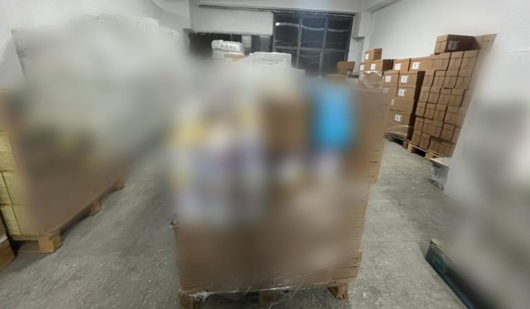 Ankara'da ruhsatsız tesise operasyon: 49 bin 314 bebek ürünü ele geçirildi