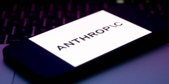 Anthropic039in-Claude039u-viruslerin-genetik-kodu-ile-calismaya-basladi-featured