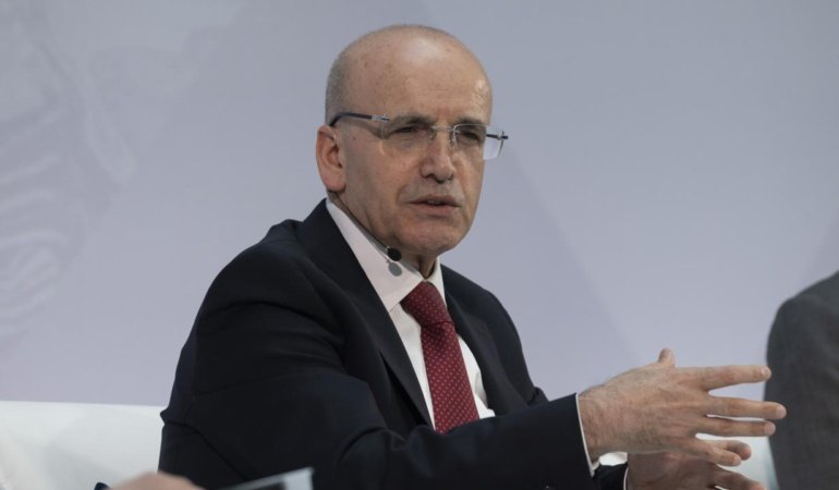 Bakan Şimşek'ten fon soruşturması açıklaması: Sistematik bir problem yok