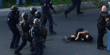 Fransa039da-ogrenci-protestolari-ulkeyi-kaosa-surukledi-featured