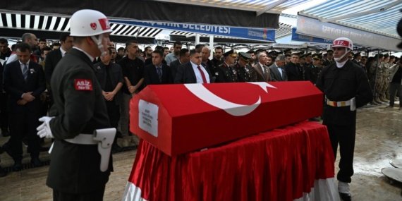 Gorev-sirasinda-sehit-olan-askerimiz-son-yolculuguna-ugurlandi-featured