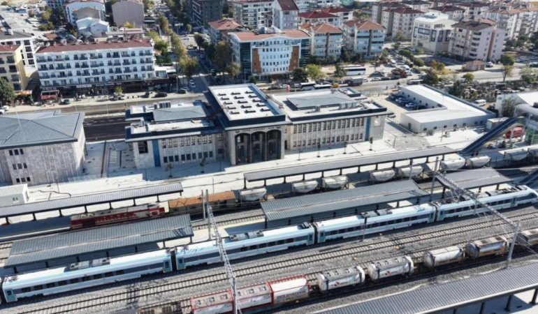 HalkalıKapıkule Hızlı Tren Hattı'nın Edirne Garı açılışa hazır