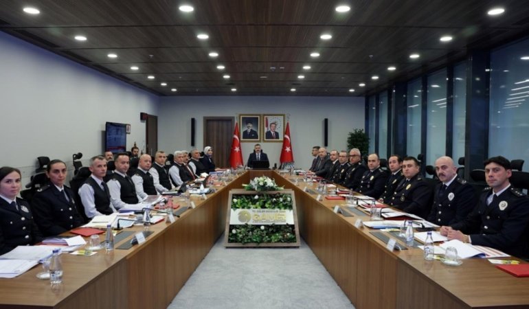 İçişleri Bakanı Çiftçi başkanlığında asayiş konulu güvenlik toplantısı yapıldı