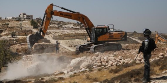 Isgalci-Israil-Negev-Colu-bolgesinde-Filistinlilere-ait-80-evi-yikti-featured