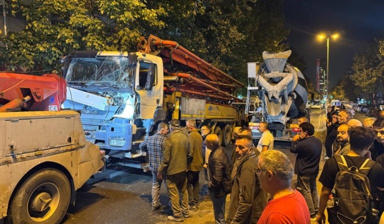İstanbul'da beton pompası 7 araca çarptı
