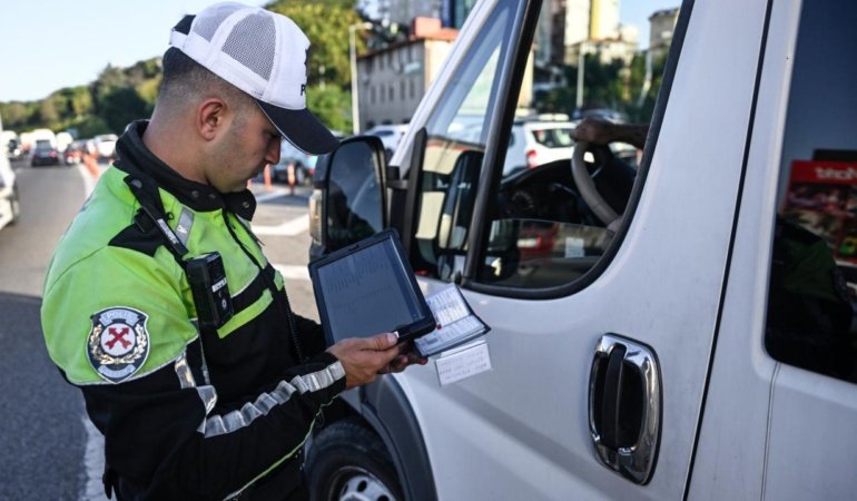 İstanbul'daki denetimlerde 493 kişi yakalandı