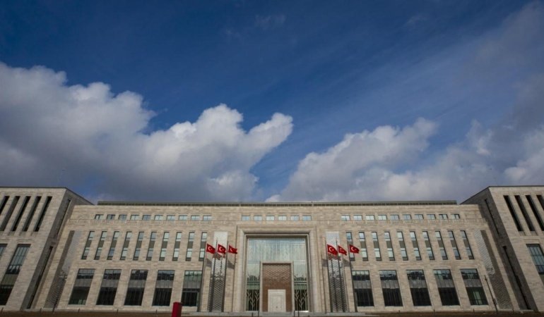 MİT, İnönü ile Churchill'in görüşmesine ilişkin tarihi belgeyi paylaştı