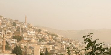 Mardin-ve-Sanliurfa039da-toz-tasinimi-etkili-oldu-featured