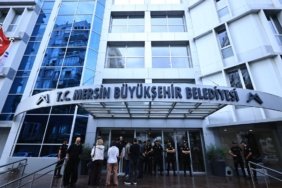 Mersin039de-3-belediyeye-yolsuzluk-operasyonu-59-gozalti-featured