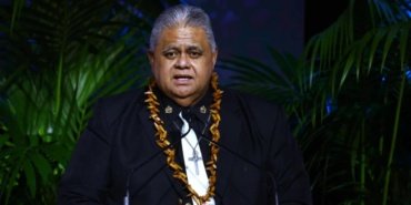 Samoa-Basbakani-Schmidt-19-yil-onceki-Nazi-selami-icin-ozur-diledi-featured