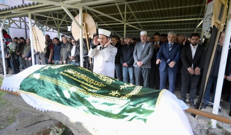 TRT muhabiri Recep Levent Öztürk'e veda
