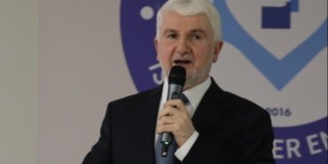 TUSAS-Motor-Sanayii-Genel-Muduru-Aksit-Yabanci-elektrikli-arabalari-kampusun-icine-sokmuyoruz-featured