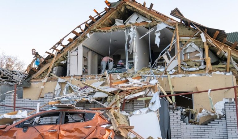 Ukrayna: Rusya'nın Zaporijya kentine düzenlediği saldırıda 8 kişi öldü